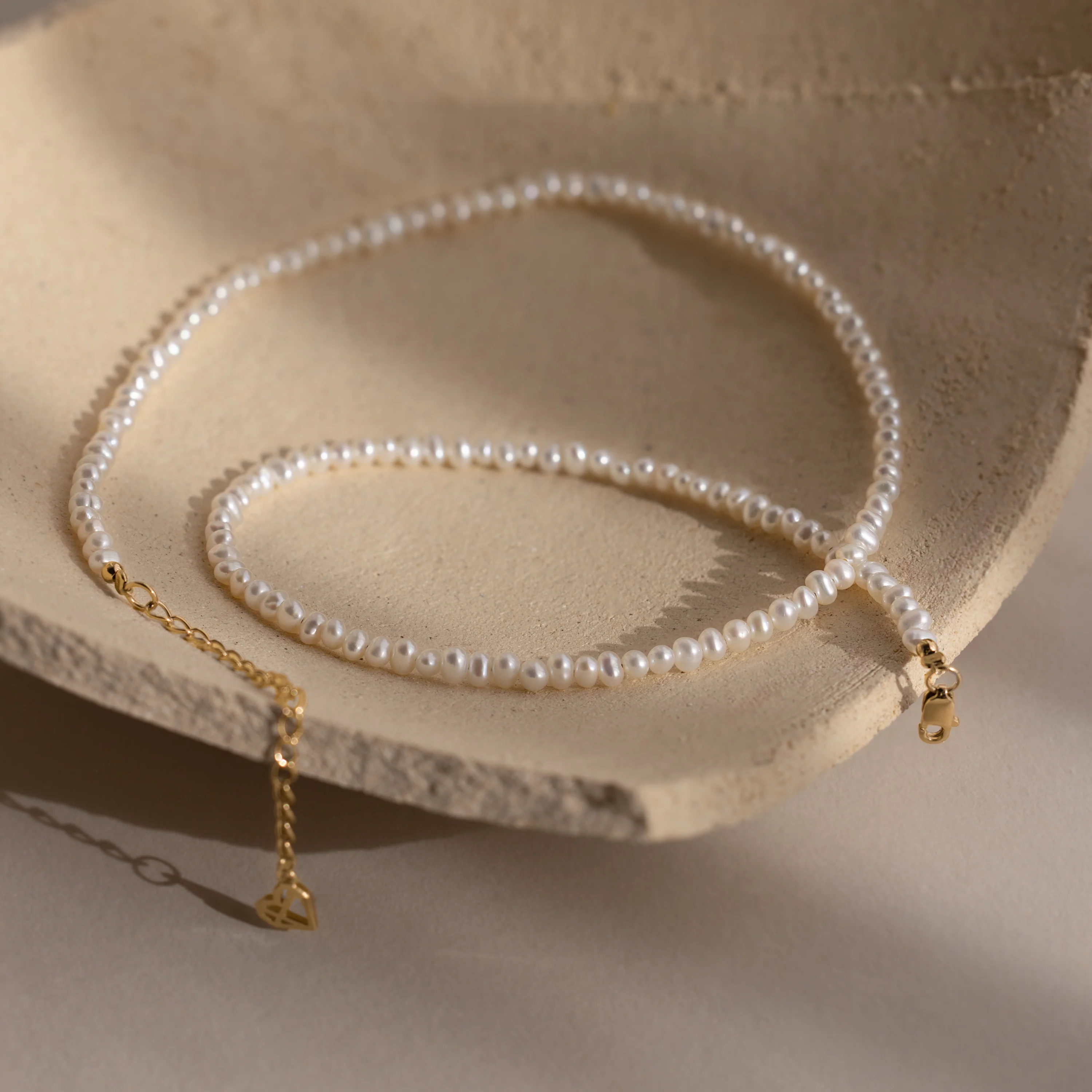 Summer Pearl Beaded Necklace - Image 10