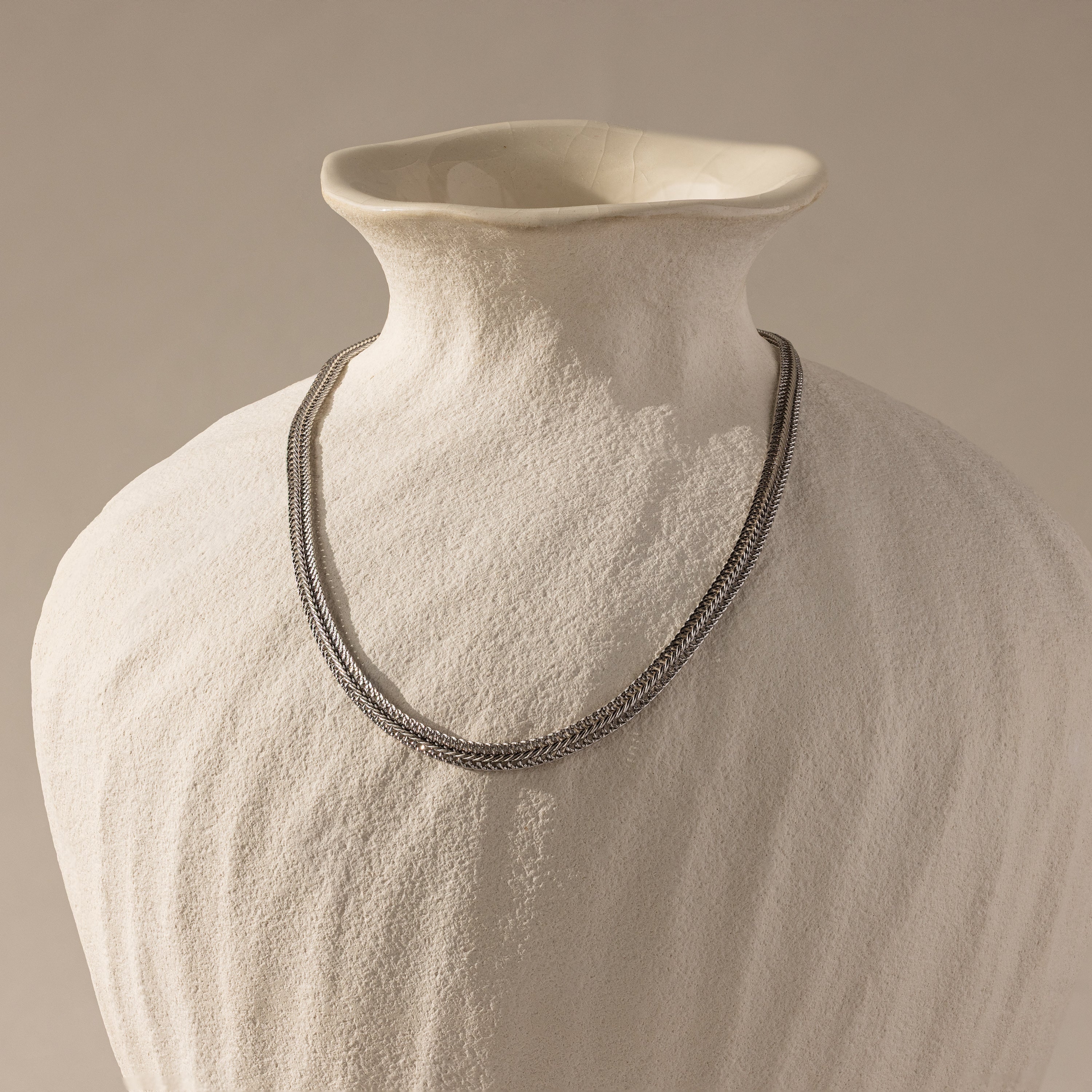 Thin Mesh Chain Necklace in Silver