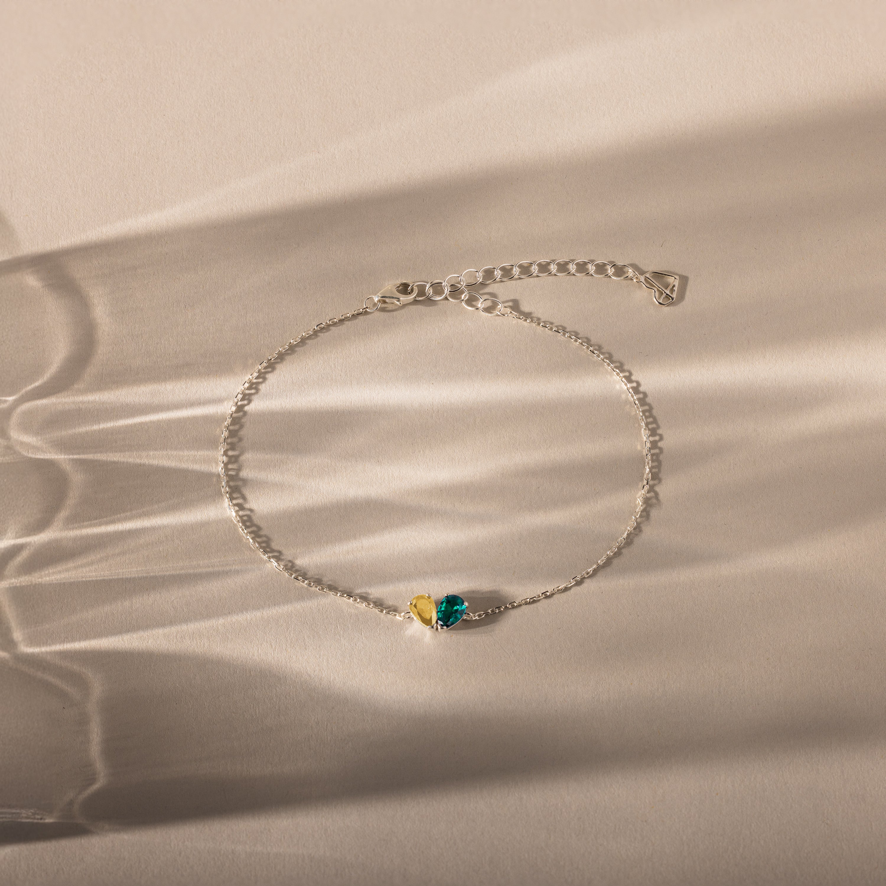 Toi et Moi Teardrop Heart Bracelet in Silver