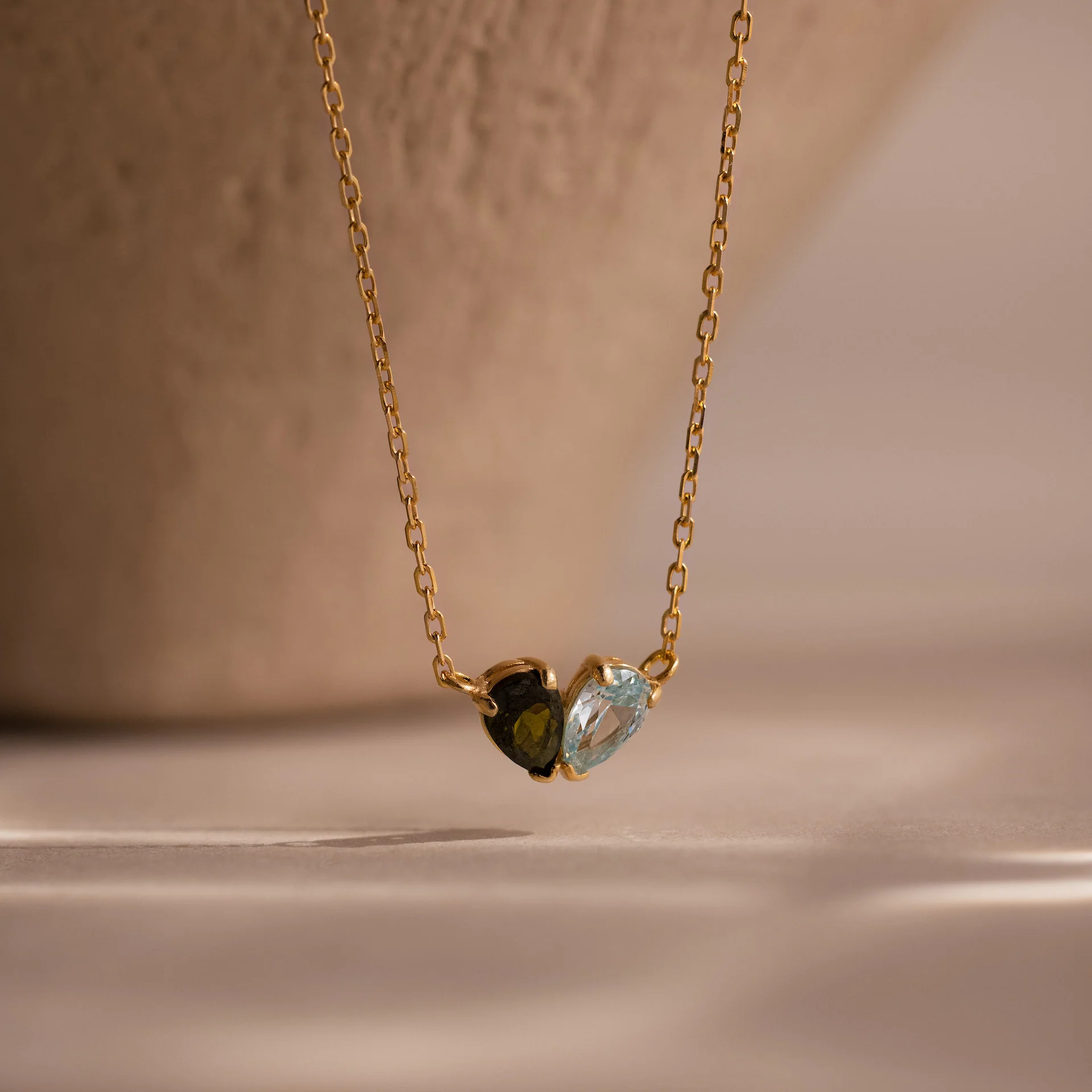 Toi et Moi Teardrop Heart Necklace in 18K Gold