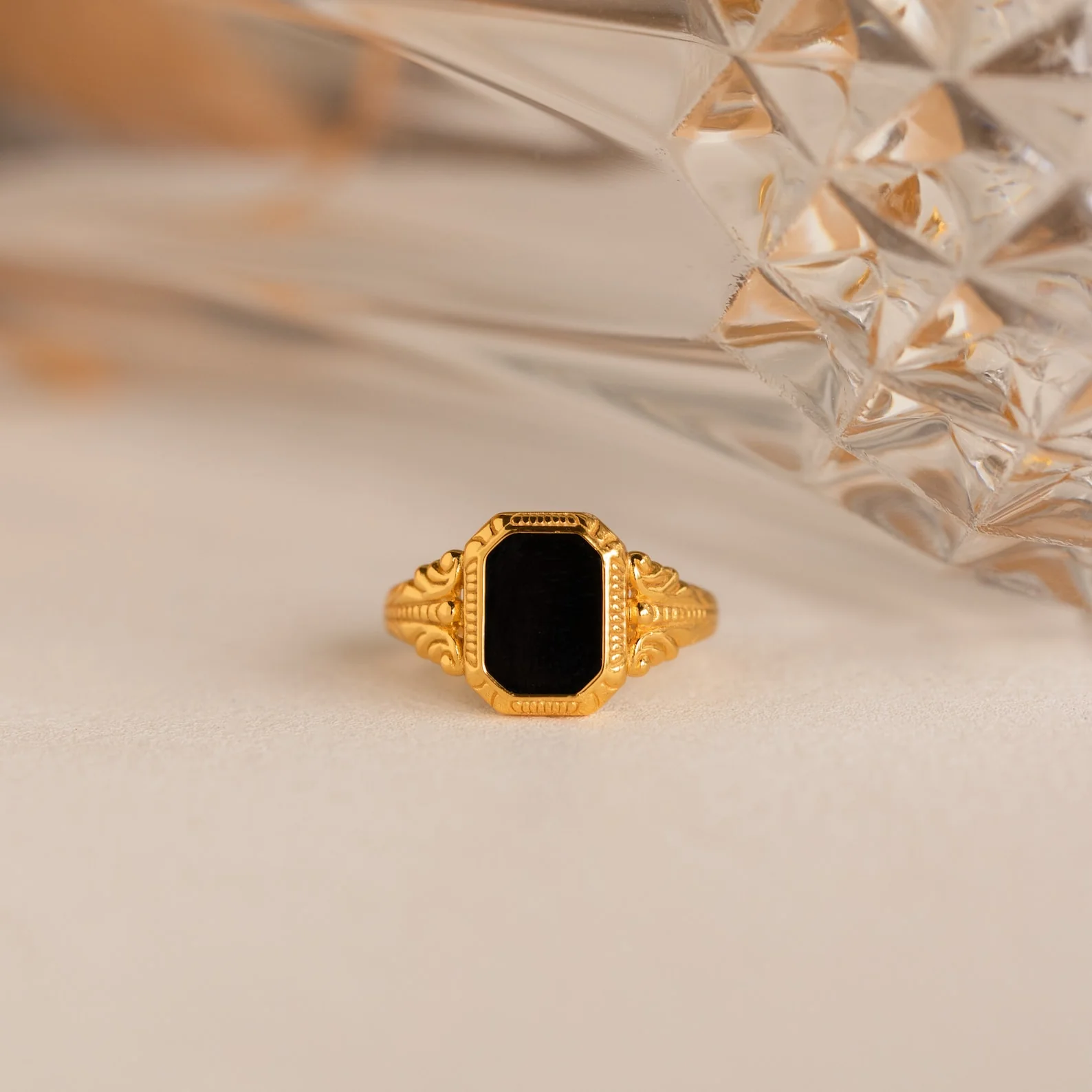Vintage Black Signet Ring - Image 7