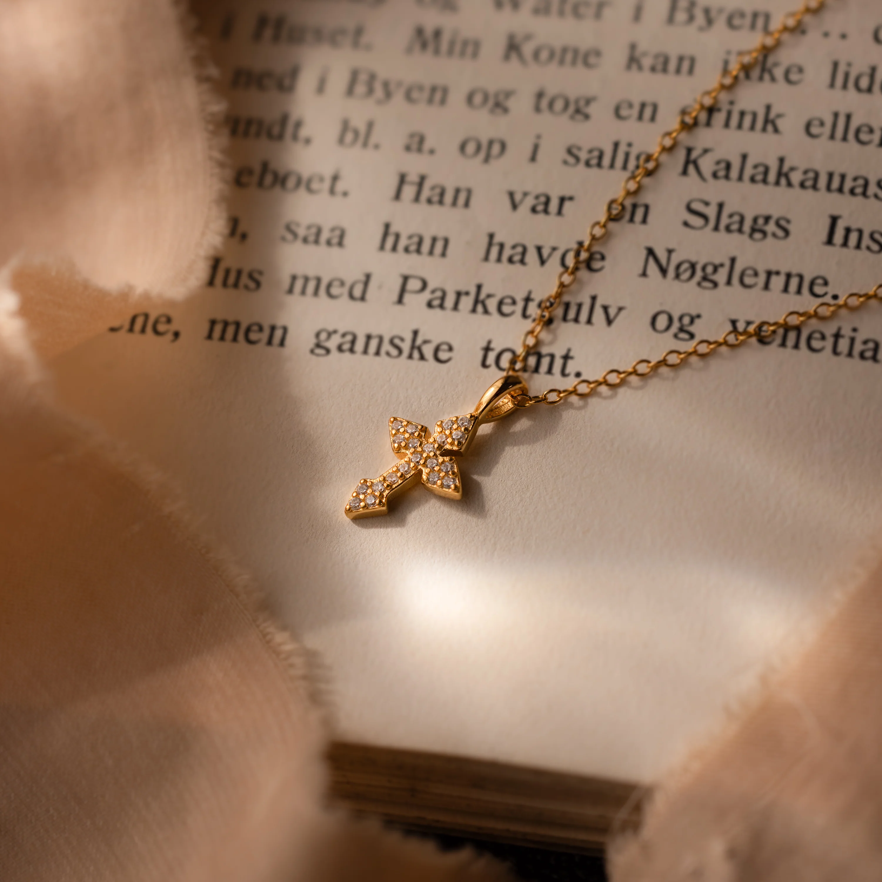 Vintage Cross Necklace - Image 8